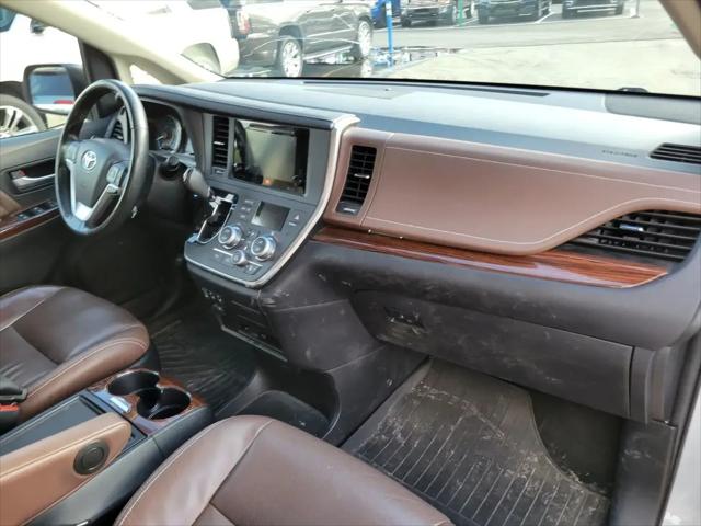 2017 Toyota Sienna Limited Premium 7 Passenger