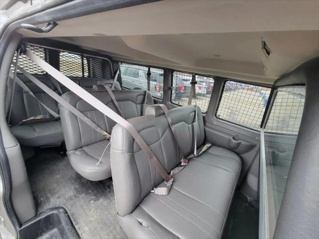 2020 Chevrolet Express Passenger RWD 3500 Extended Wheelbase LS
