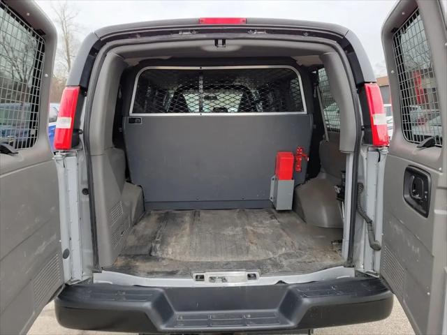 2020 Chevrolet Express Passenger RWD 3500 Extended Wheelbase LS