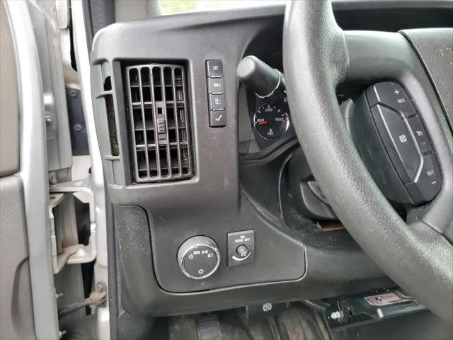 2020 Chevrolet Express Passenger RWD 3500 Extended Wheelbase LS
