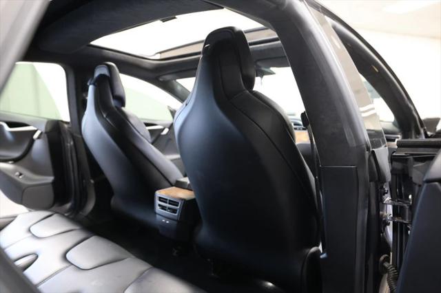 2017 Tesla Model S 90D