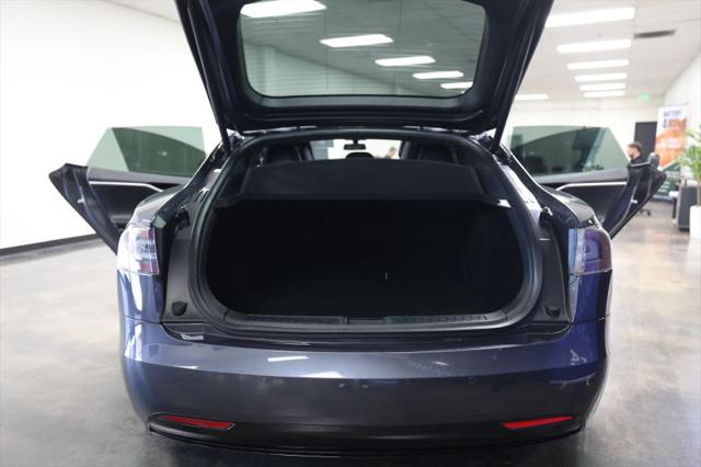 2017 Tesla Model S 90D