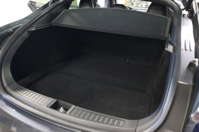 2017 Tesla Model S 90D