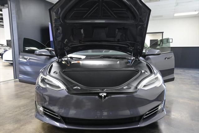 2017 Tesla Model S 90D