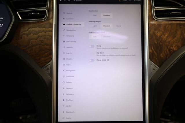 2017 Tesla Model S 90D