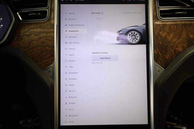 2017 Tesla Model S 90D