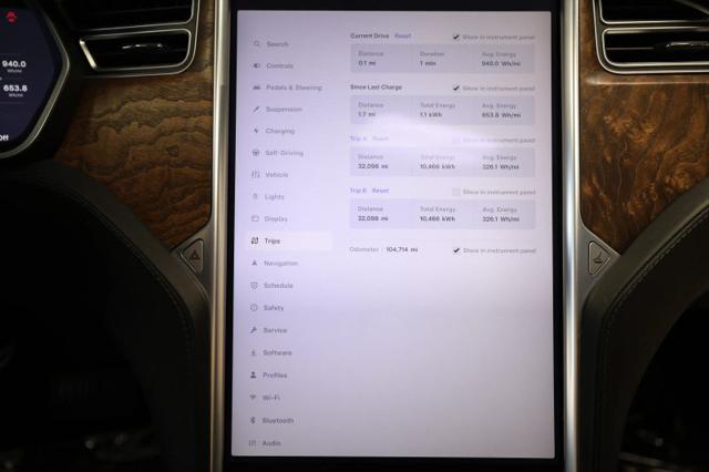 2017 Tesla Model S 90D