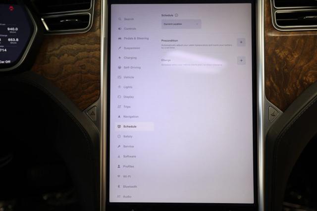 2017 Tesla Model S 90D