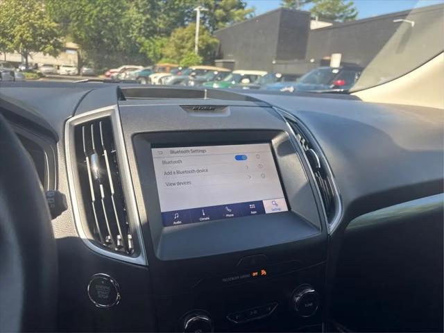 2020 Ford Edge SE