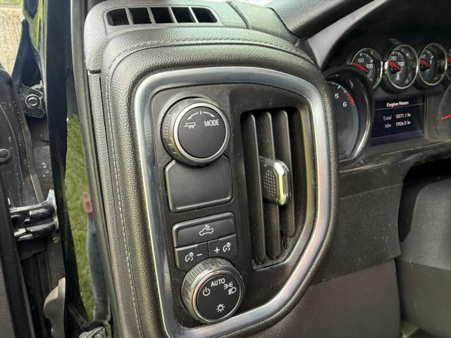 2020 Chevrolet Silverado 1500 2WD Crew Cab Short Bed LT