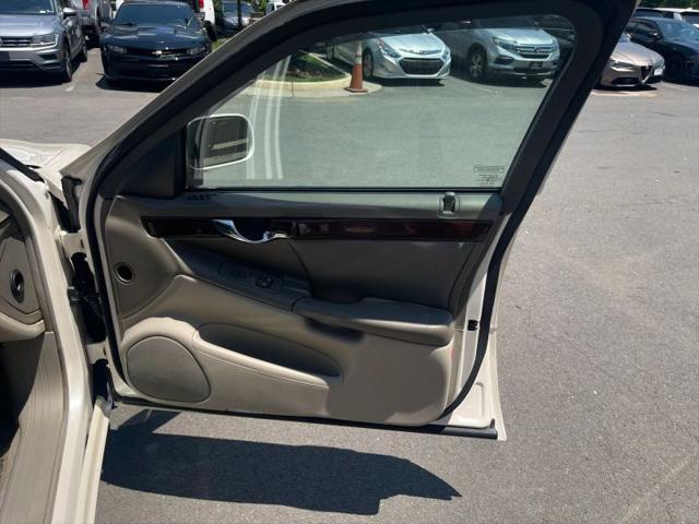 2002 Cadillac DeVille DTS