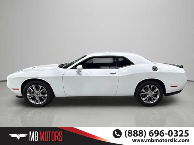 2023 Dodge Challenger SXT AWD