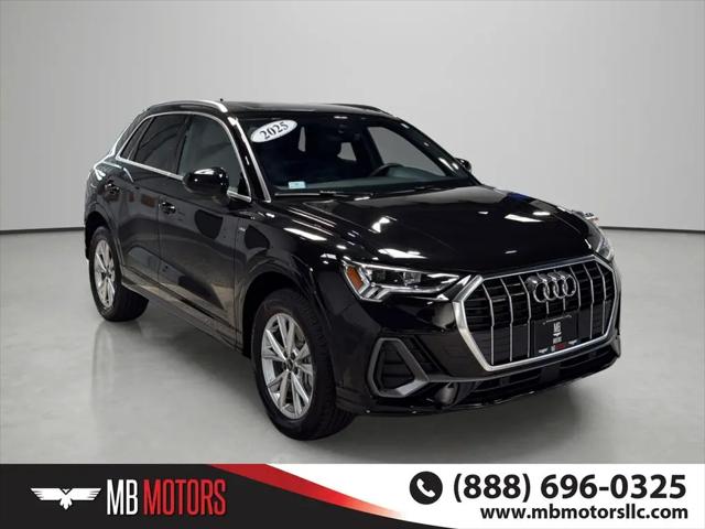 2025 Audi Q3 Premium 45 TFSI S line quattro Tiptronic