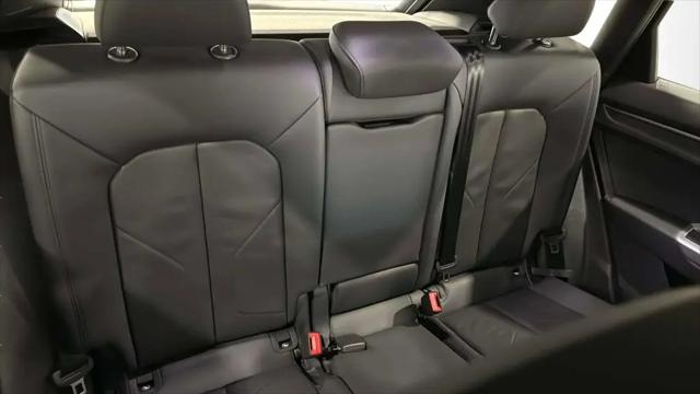 2025 Audi Q3 Premium 45 TFSI S line quattro Tiptronic