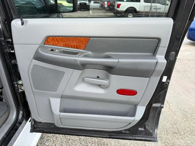 2006 Dodge Ram 2500 SLT