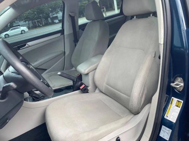2018 Volkswagen Passat 2.0T S