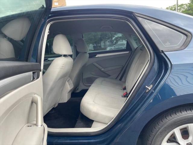 2018 Volkswagen Passat 2.0T S