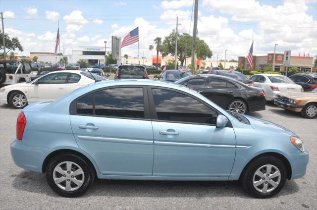 2010 Hyundai Accent GLS