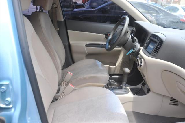 2010 Hyundai Accent GLS
