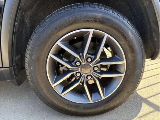 2019 Jeep Grand Cherokee Limited 4x2
