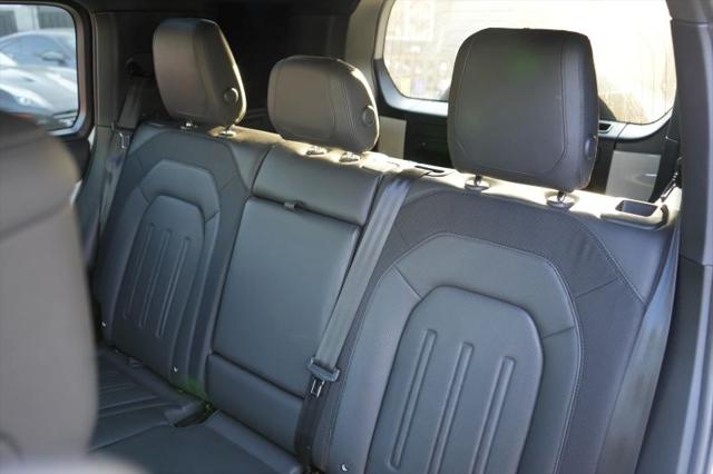 2022 Land Rover Defender 110 X-Dynamic HSE