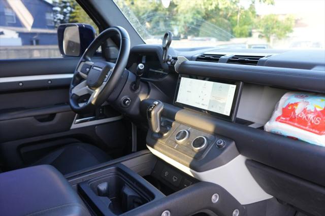 2022 Land Rover Defender 110 X-Dynamic HSE