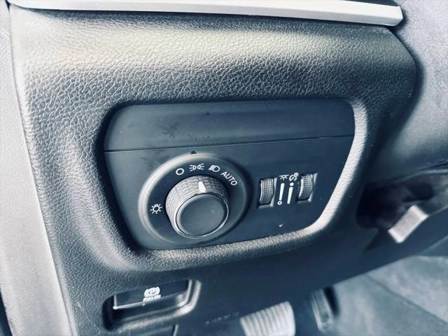2023 Jeep Grand Cherokee L Laredo 4x2