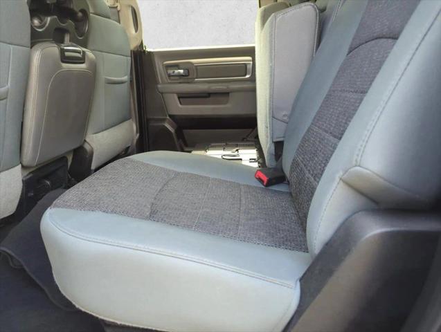 2019 Ram 1500 Classic SLT Crew Cab 4x4 5'7" Box