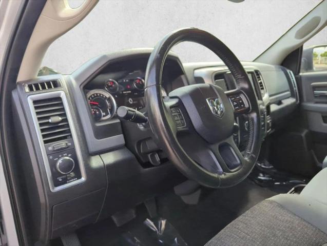 2019 Ram 1500 Classic SLT Crew Cab 4x4 5'7" Box