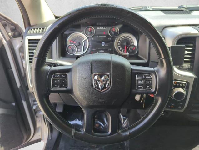 2019 Ram 1500 Classic SLT Crew Cab 4x4 5'7" Box
