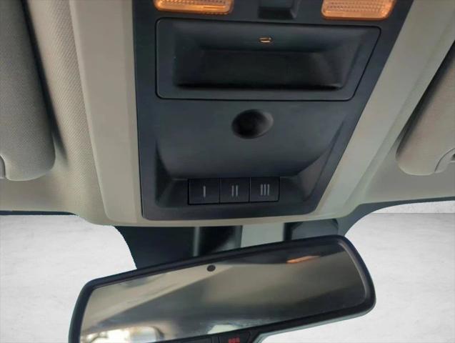 2019 Ram 1500 Classic SLT Crew Cab 4x4 5'7" Box