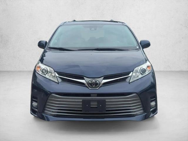 2019 Toyota Sienna XLE 8 Passenger