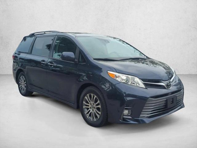 2019 Toyota Sienna XLE 8 Passenger