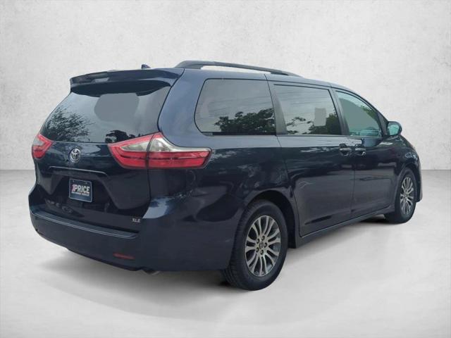 2019 Toyota Sienna XLE 8 Passenger