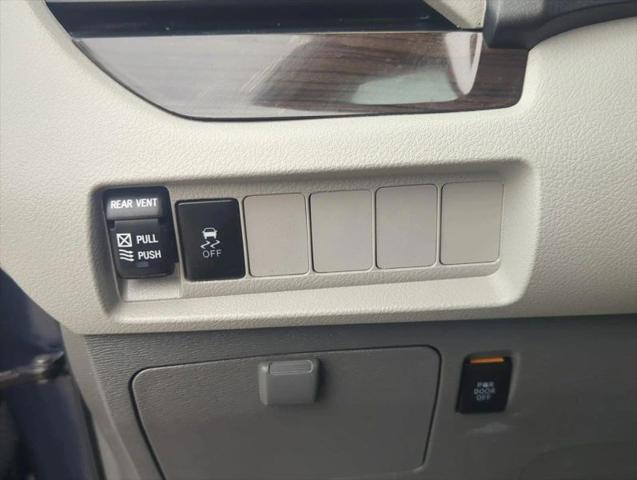 2019 Toyota Sienna XLE 8 Passenger