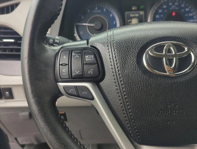 2019 Toyota Sienna XLE 8 Passenger