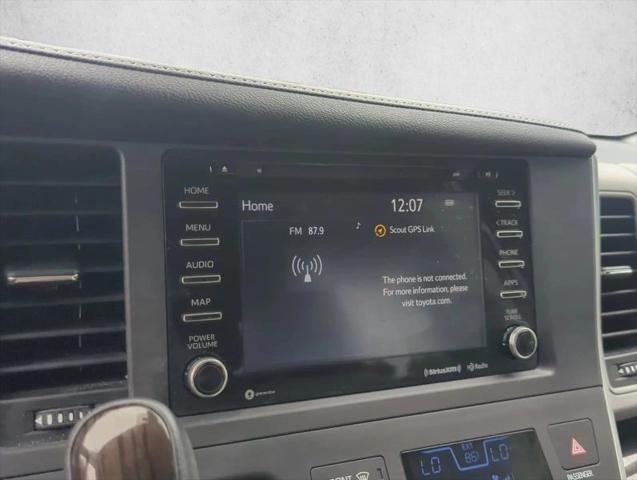 2019 Toyota Sienna XLE 8 Passenger