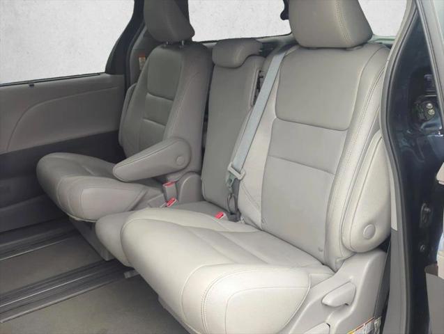 2019 Toyota Sienna XLE 8 Passenger