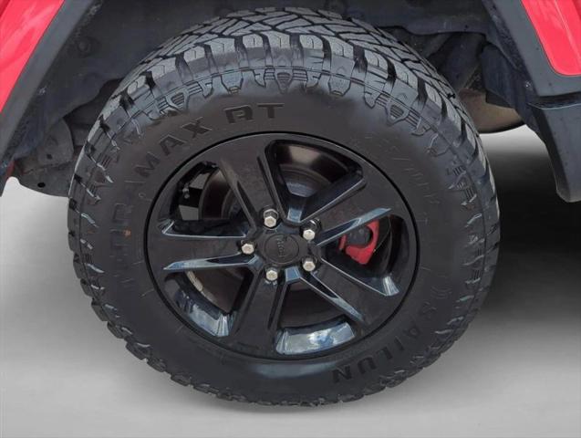 2019 Jeep Wrangler Unlimited Sahara Altitude 4x4