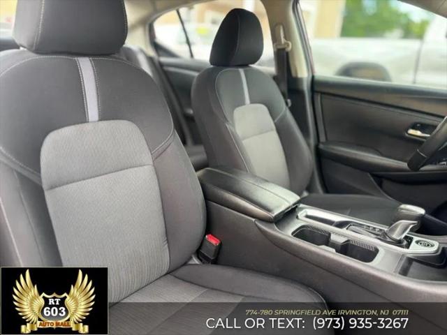 2024 Nissan Sentra SV Xtronic CVT