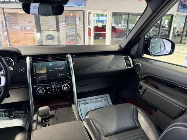 2023 Land Rover Discovery P300 S R-Dynamic