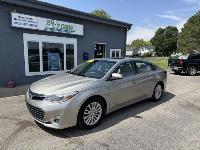 2013 Toyota Avalon Hybrid XLE Premium for sale in Larwill, IN