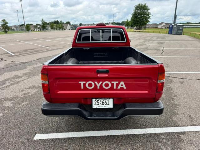 1994 Toyota 2WD Trucks Standard