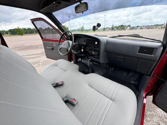 1994 Toyota 2WD Trucks Standard