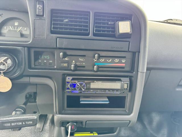 1994 Toyota 2WD Trucks Standard