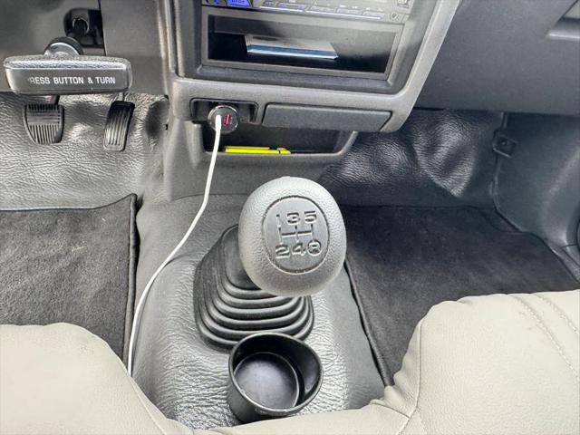 1994 Toyota 2WD Trucks Standard