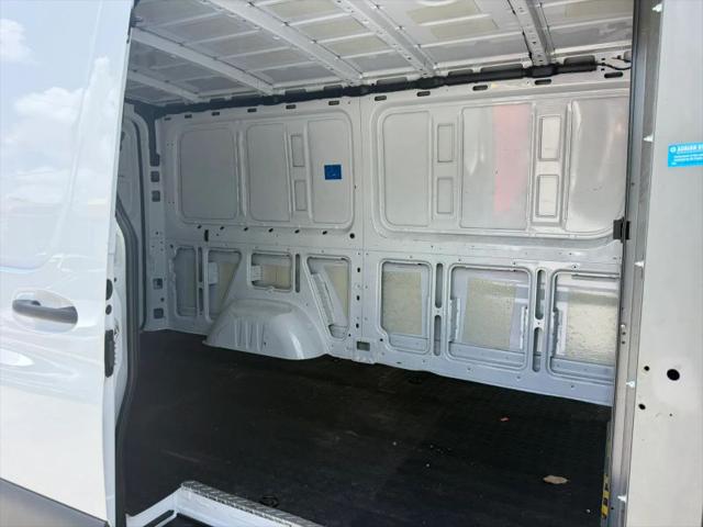 2023 Mercedes-Benz Sprinter 2500 Standard Roof 4-Cyl Gas