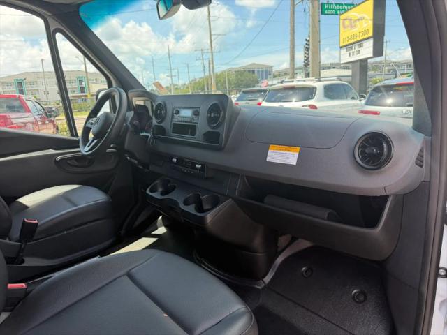2023 Mercedes-Benz Sprinter 2500 Standard Roof 4-Cyl Gas
