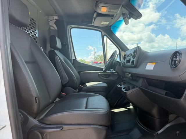 2023 Mercedes-Benz Sprinter 2500 Standard Roof 4-Cyl Gas