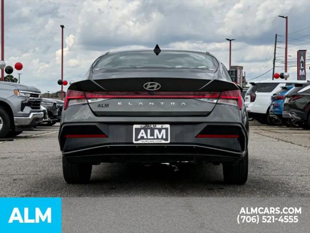 2025 Hyundai Elantra SEL Convenience